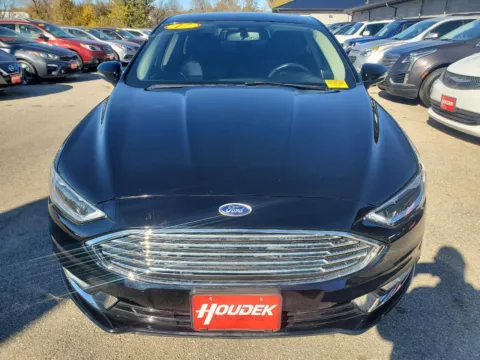Photos of 2017 Ford Fusion SE for sale in Marion, IA at Houdek Auto Center