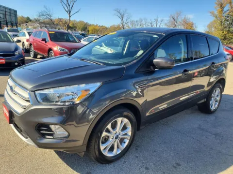 Photos of 2019 Ford Escape SE for sale in Marion, IA at Houdek Auto Center