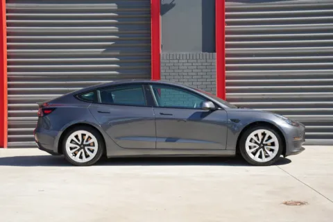 More photos of 2021 Tesla Model 3 Standard Range Plus at Gravity Autos Hollywood, FL