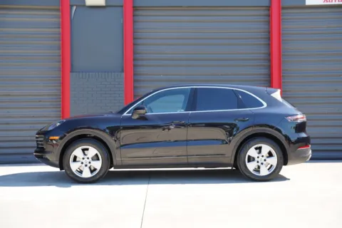 More photos of 2019 Porsche Cayenne at Gravity Autos Hollywood, FL