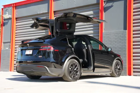 More photos of 2022 Tesla Model X Plaid at Gravity Autos Hollywood, FL