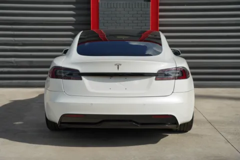 More photos of 2022 Tesla Model S at Gravity Autos Hollywood, FL