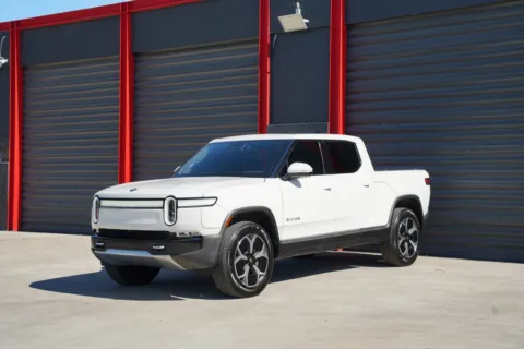 White 2023 Rivian R1T Adventure for sale in Hollywood, FL
