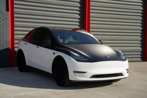 More photos of 2021 Tesla Model Y Long Range at Gravity Autos Hollywood, FL