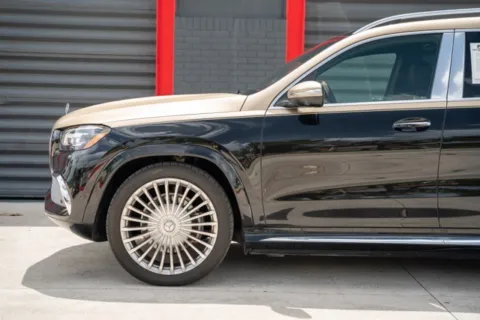More photos of 2023 Mercedes-Benz GLS Maybach GLS 600 at Gravity Autos Hollywood, FL