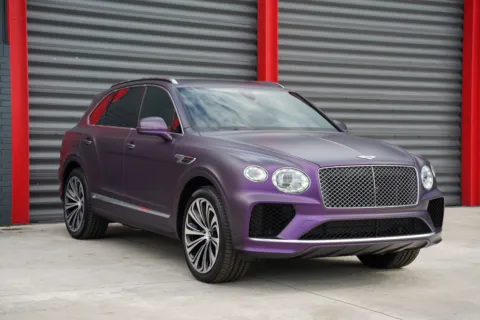 Another view of 2021 Bentley Bentayga V8 for sale in Hollywood, FL at Gravity Autos Hollywood