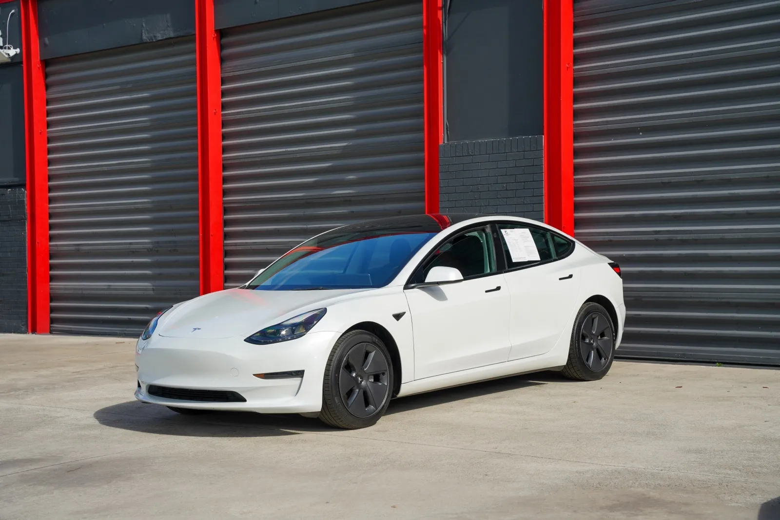 2023 Tesla Model 3 Base's photo