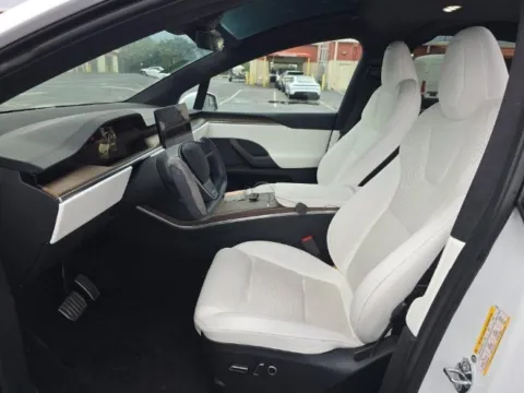 Another view of 2023 Tesla Model X Standard Range for sale in Hollywood, FL at Gravity Autos Hollywood