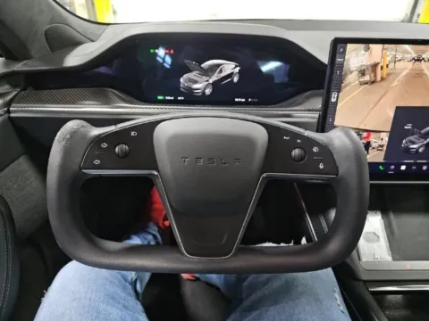 More photos of 2023 Tesla Model S Plaid at Gravity Autos Hollywood, FL