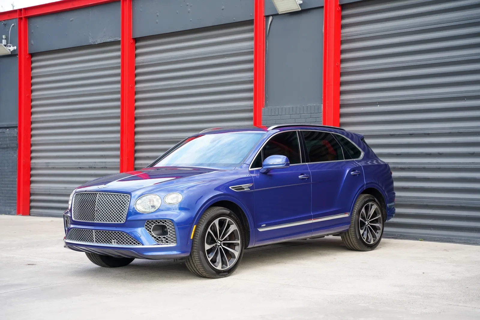 2021 Bentley Bentayga Base's photo