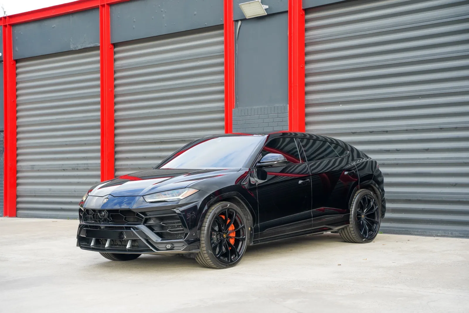 2020 Lamborghini Urus Base's photo