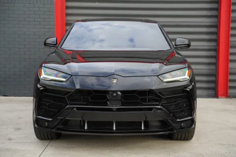 Photos of 2020 Lamborghini Urus for sale in Hollywood, FL at Gravity Autos Hollywood