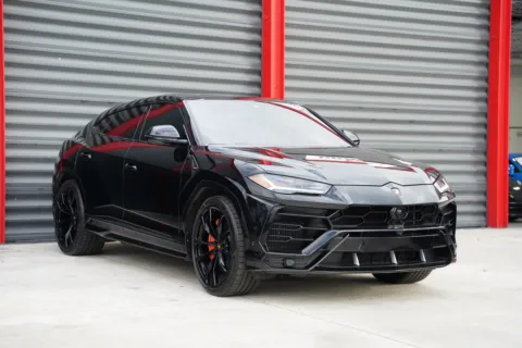 Another view of 2020 Lamborghini Urus for sale in Hollywood, FL at Gravity Autos Hollywood