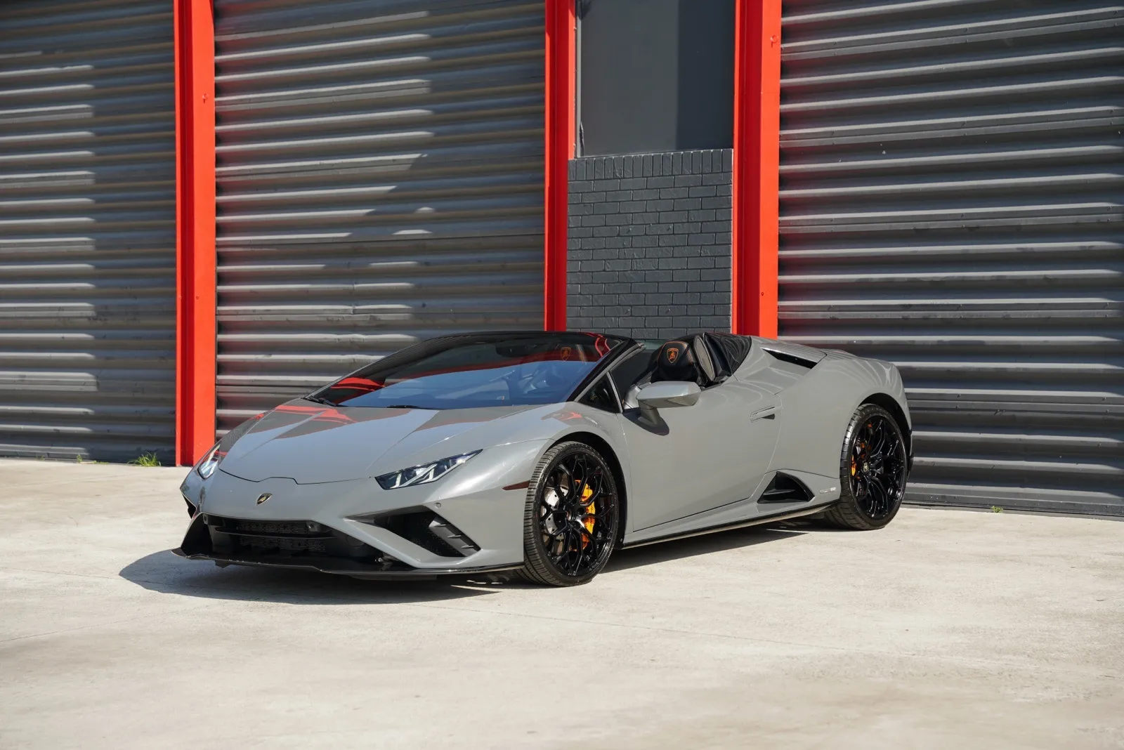 2021 Lamborghini Huracan EVO's photo