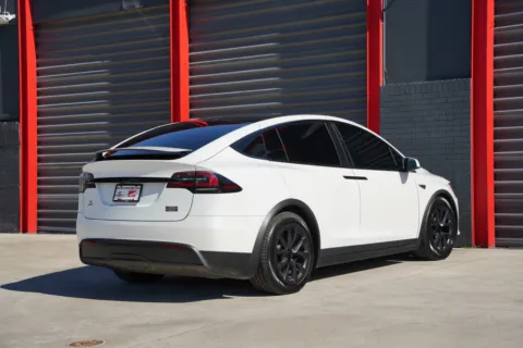 More photos of 2022 Tesla Model X Plaid at Gravity Autos Hollywood, FL