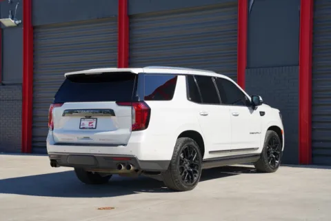 More photos of 2024 GMC Yukon Denali Ultimate at Gravity Autos Hollywood, FL