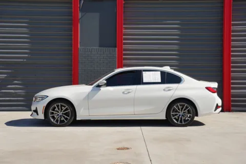 Photos of 2020 BMW 3 Series 330i for sale in Hollywood, FL at Gravity Autos Hollywood