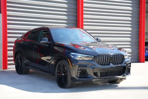 Another view of 2022 BMW X6 xDrive40i for sale in Hollywood, FL at Gravity Autos Hollywood