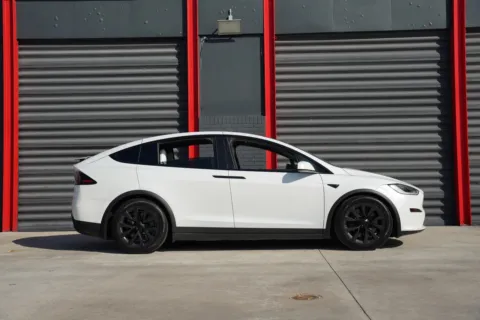 More photos of 2022 Tesla Model X Plaid at Gravity Autos Hollywood, FL