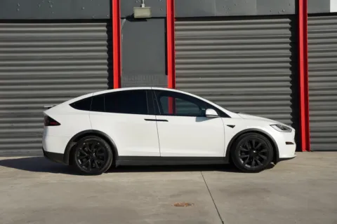 More photos of 2022 Tesla Model X Plaid at Gravity Autos Hollywood, FL