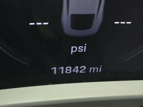 More photos of 2022 Porsche Taycan at Gravity Autos Hollywood, FL