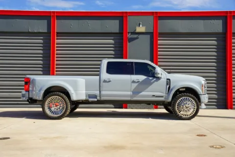 Photos of 2026 Ford F-450SD Platinum for sale in Hollywood, FL at Gravity Autos Hollywood