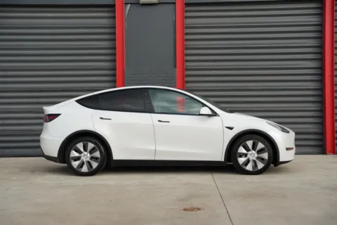 Photos of 2021 Tesla Model Y Long Range for sale in Hollywood, FL at Gravity Autos Hollywood