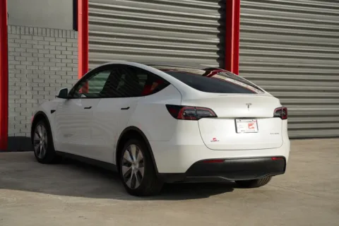 More photos of 2021 Tesla Model Y Long Range at Gravity Autos Hollywood, FL