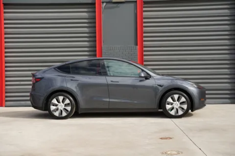 Photos of 2023 Tesla Model Y Standard Range for sale in Hollywood, FL at Gravity Autos Hollywood