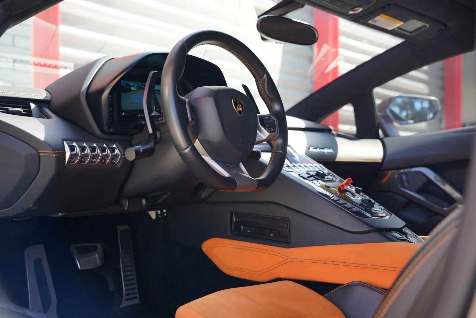 2017 Lamborghini Aventador S - Photo 12