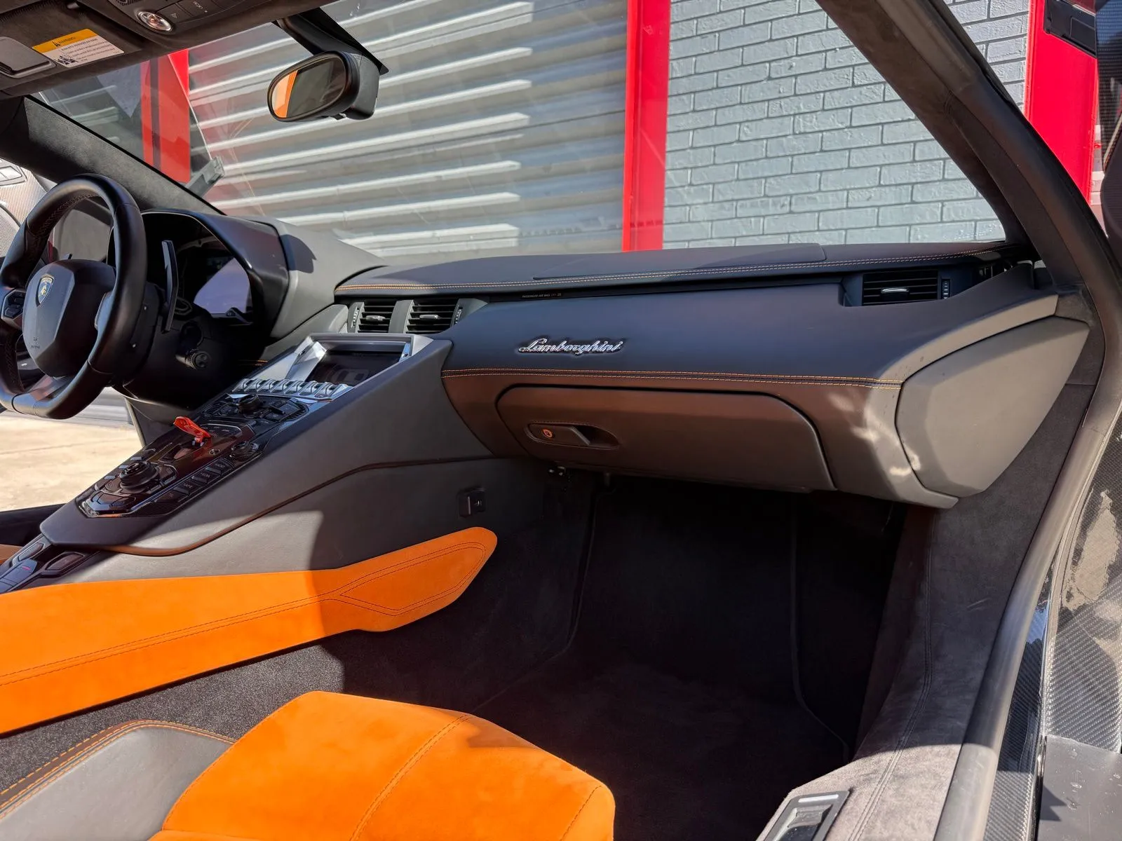 2017 Lamborghini Aventador S - Photo 19