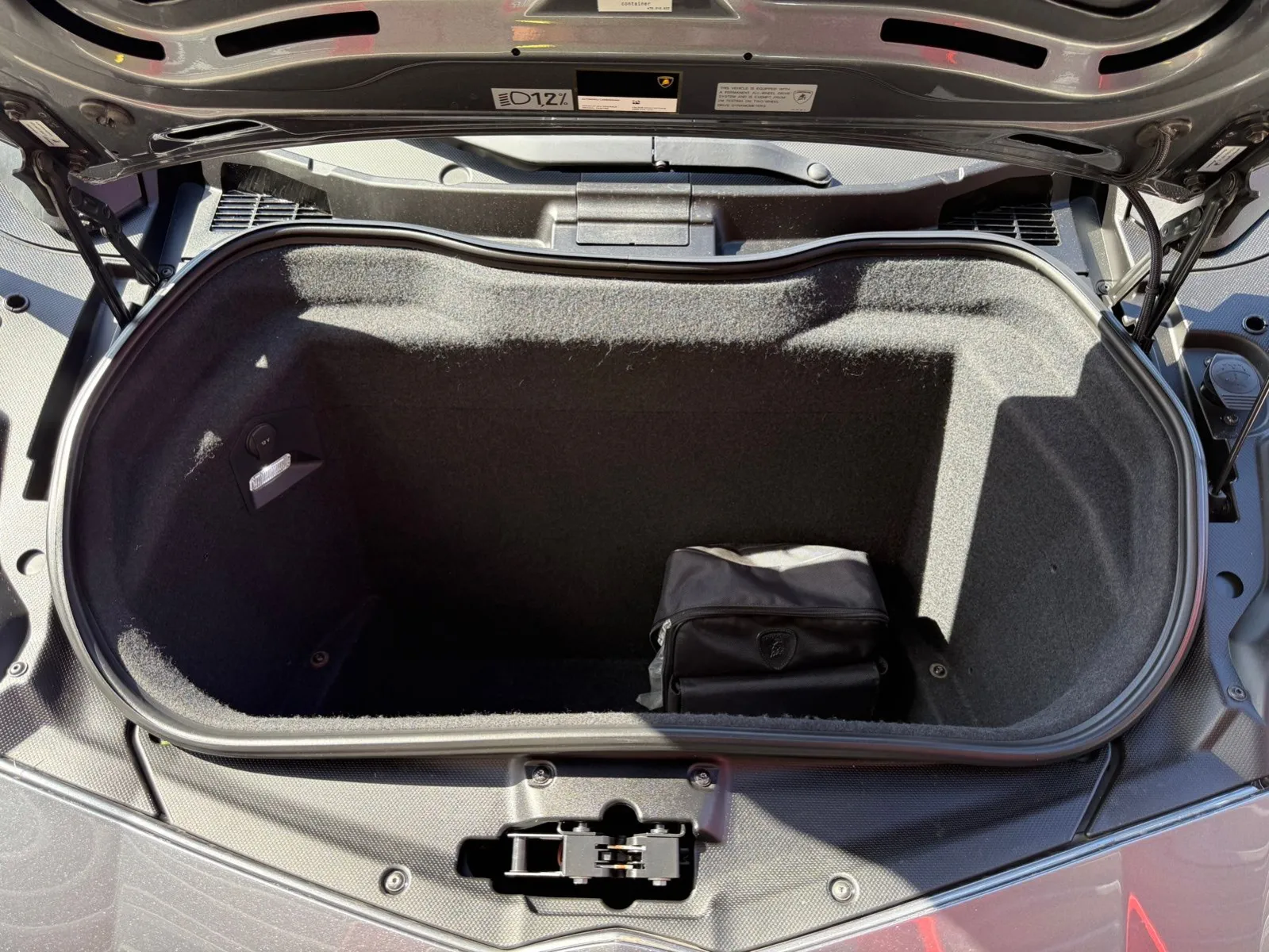 2017 Lamborghini Aventador S - Photo 21