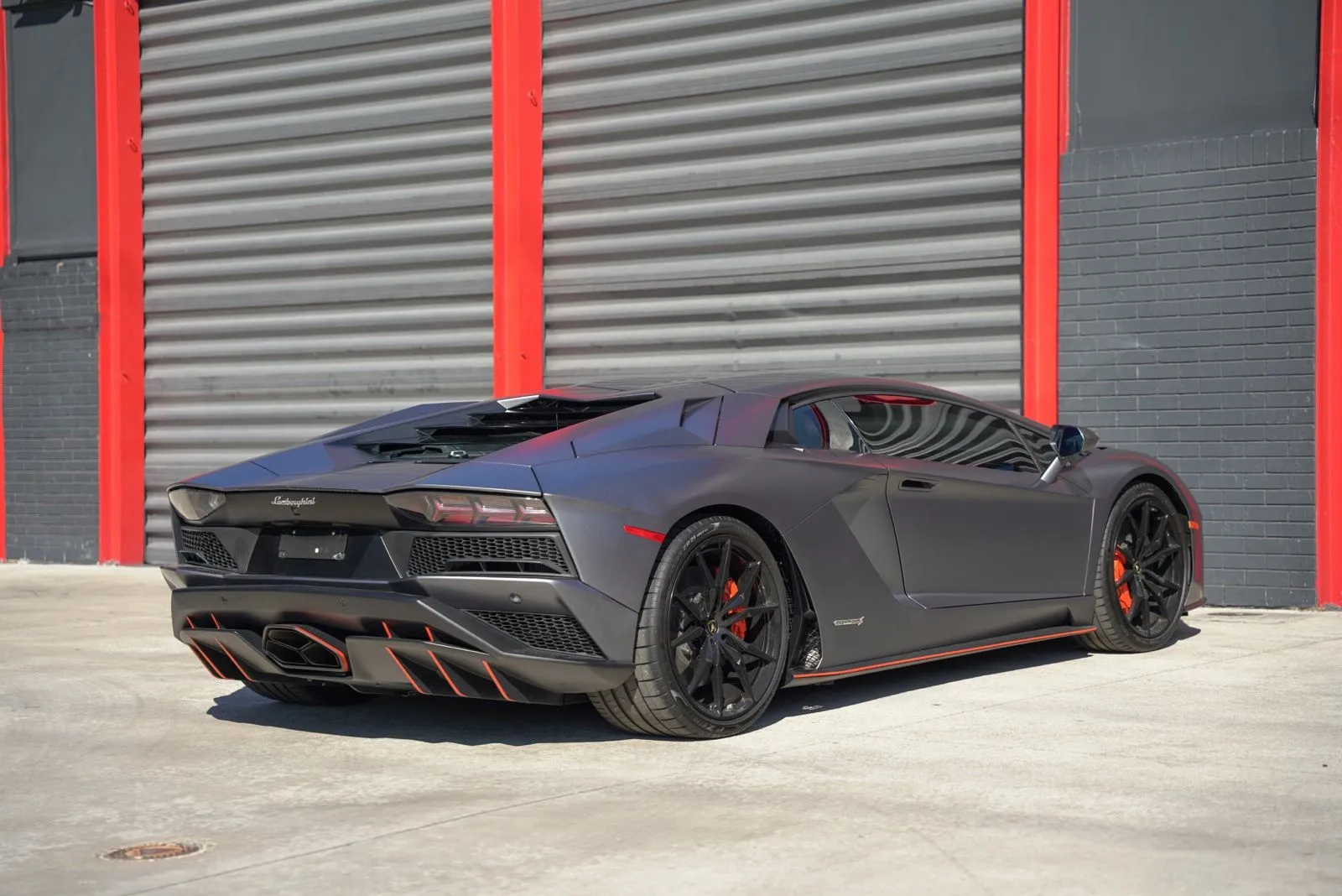 2017 Lamborghini Aventador S - Photo 6