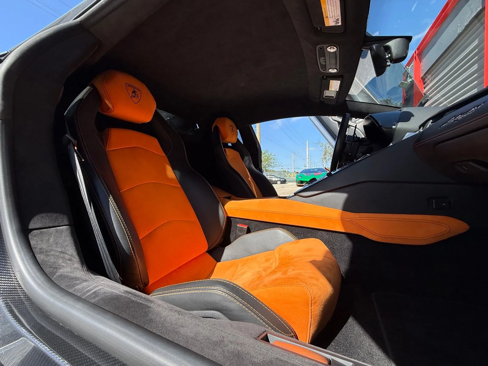 2017 Lamborghini Aventador S - Photo 17