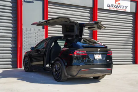 Another view of 2022 Tesla Model X Plaid for sale in Hollywood, FL at Gravity Autos Hollywood