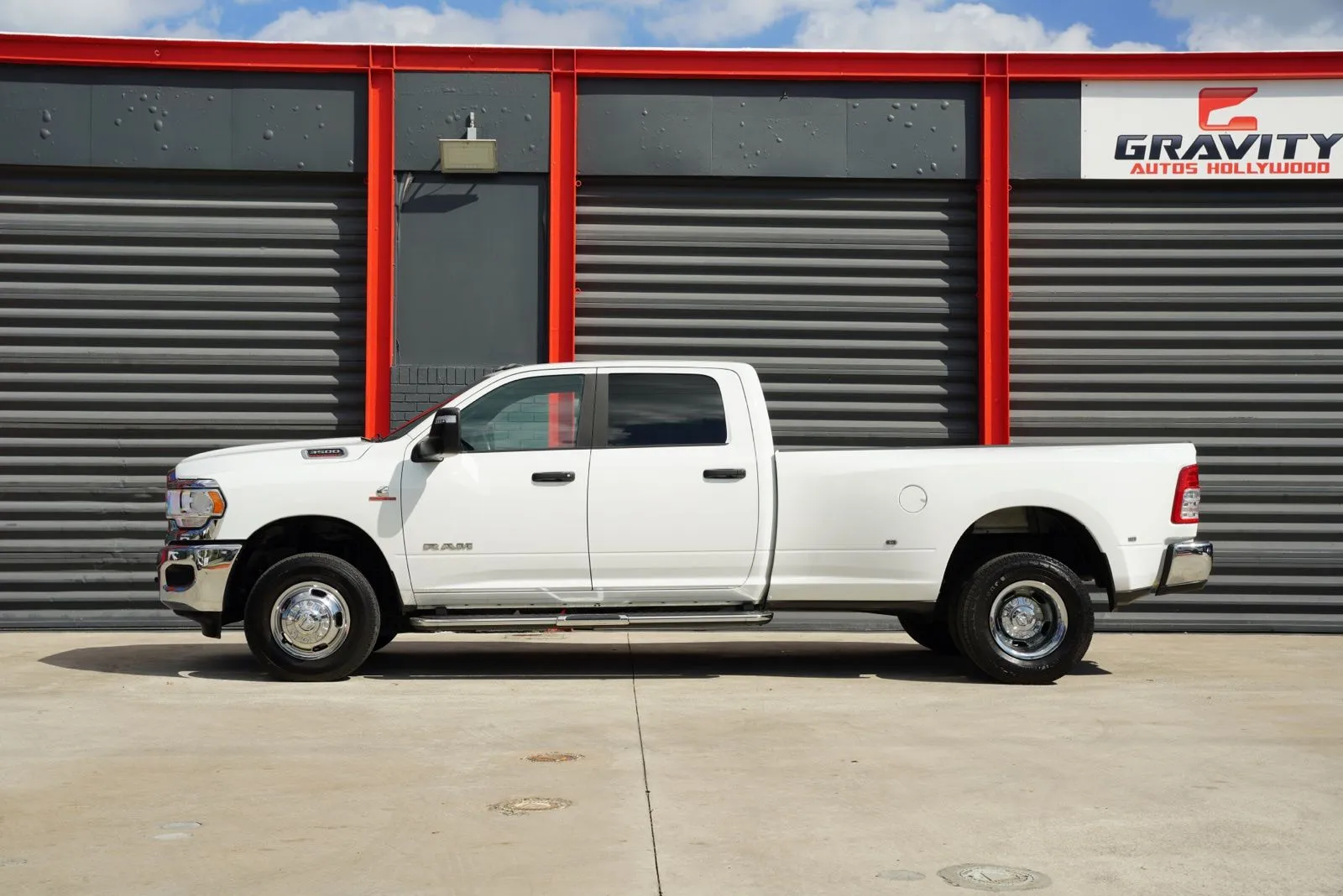 2024 RAM Ram 3500 Pickup Big Horn - Photo 6