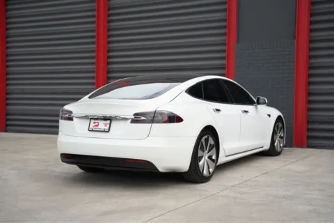 Another view of 2021 Tesla Model S Long Range for sale in Hollywood, FL at Gravity Autos Hollywood