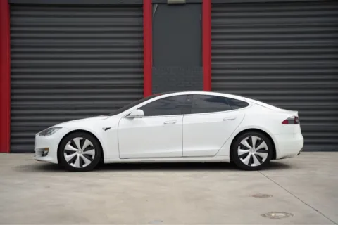 More photos of 2021 Tesla Model S Long Range at Gravity Autos Hollywood, FL