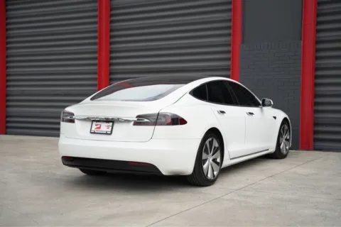 Another view of 2021 Tesla Model S Long Range for sale in Hollywood, FL at Gravity Autos Hollywood