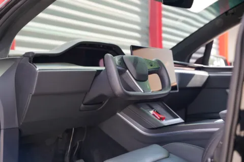 More photos of 2022 Tesla Model X Plaid at Gravity Autos Hollywood, FL