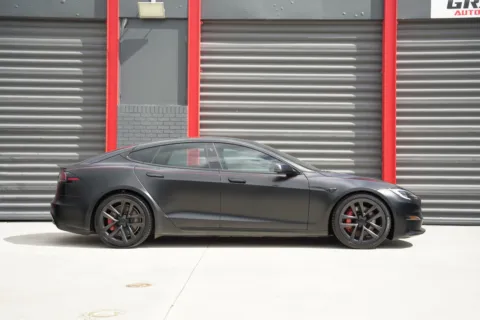 More photos of 2022 Tesla Model S Plaid at Gravity Autos Hollywood, FL