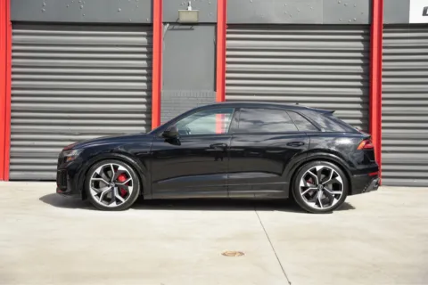Photos of 2021 Audi RS Q8 4.0T for sale in Hollywood, FL at Gravity Autos Hollywood