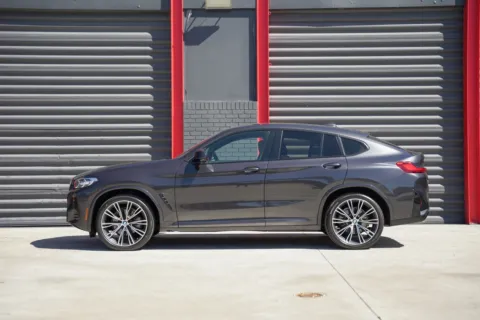Photos of 2022 BMW X4 xDrive30i for sale in Hollywood, FL at Gravity Autos Hollywood