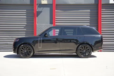 More photos of 2024 Land Rover Range Rover Autobiography at Gravity Autos Hollywood, FL