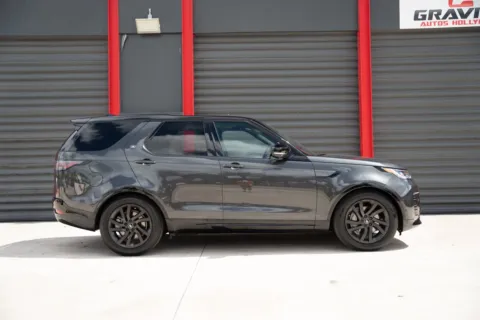 Photos of 2023 Land Rover Discovery S R-Dynamic for sale in Hollywood, FL at Gravity Autos Hollywood