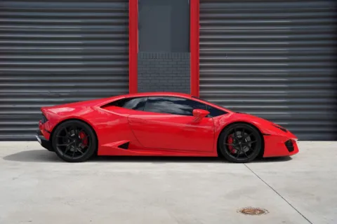 More photos of 2019 Lamborghini Huracan LP580-2 at Gravity Autos Hollywood, FL