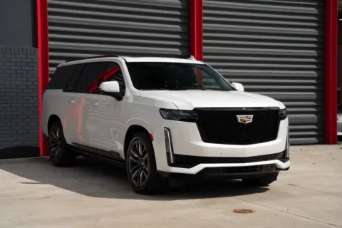 Another view of 2022 Cadillac Escalade ESV Sport Platinum for sale in Hollywood, FL at Gravity Autos Hollywood