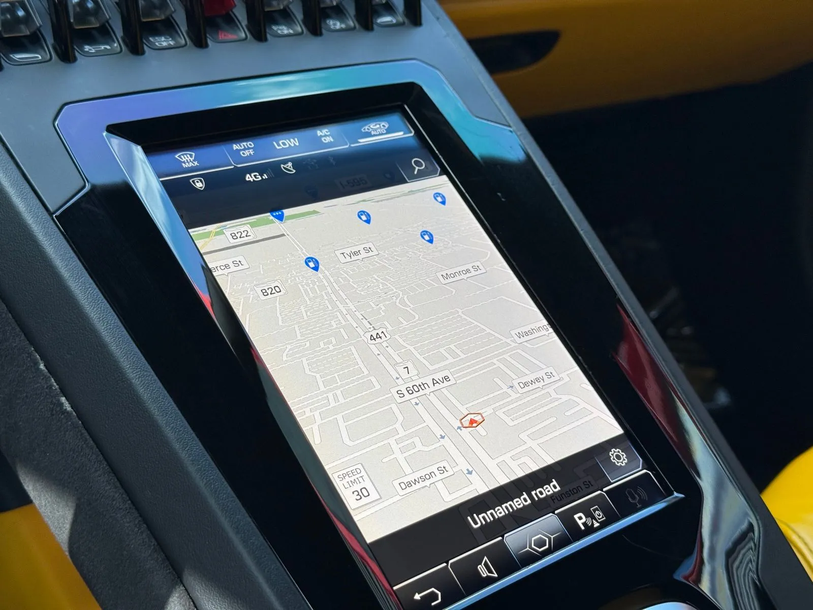 2022 Lamborghini Huracan EVO - Photo 29