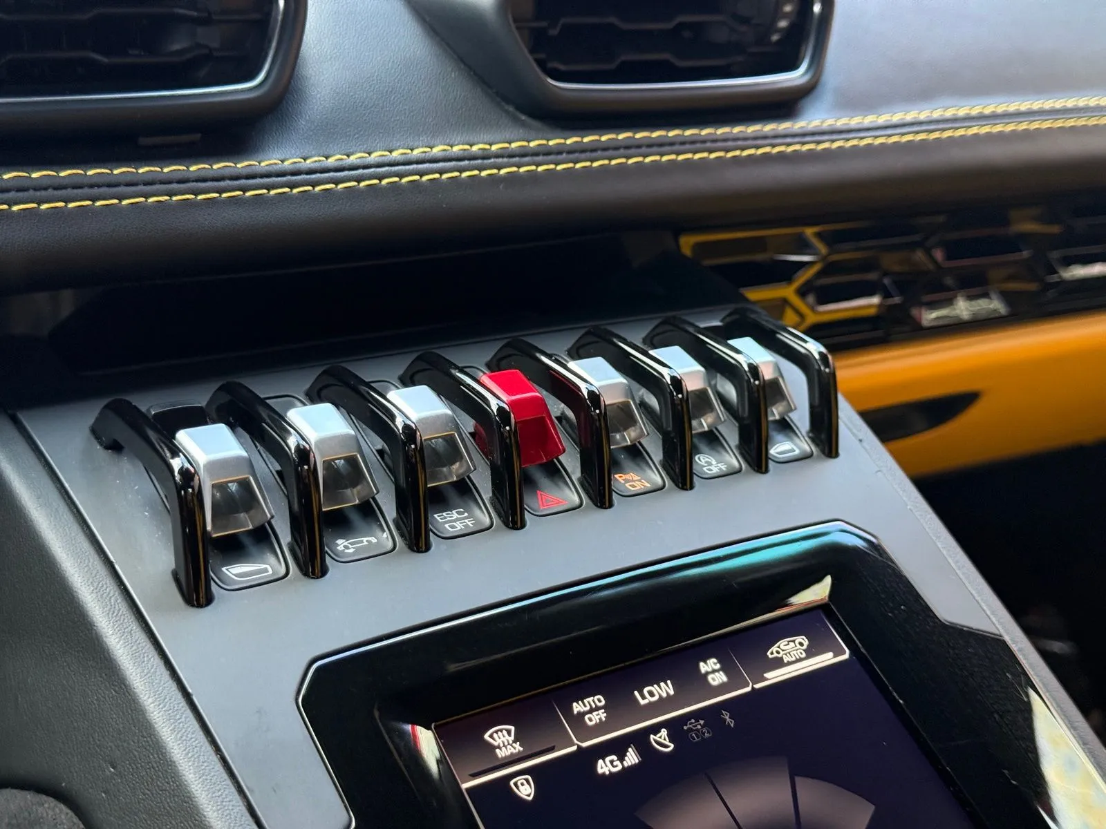 2022 Lamborghini Huracan EVO - Photo 30