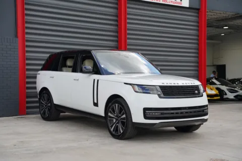 More photos of 2023 Land Rover Range Rover SE at Gravity Autos Hollywood, FL